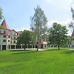Nowy Zdroj - Centrum Zdrowia I Wypoczynku Hotel *