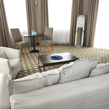 호텔 Nowy Zdroj - Centrum Zdrowia I Wypoczynku