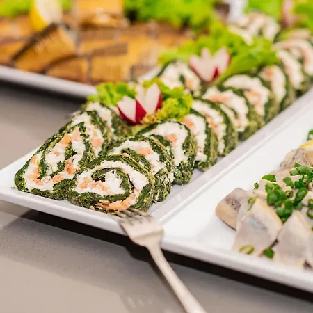 호텔 Nowy Zdroj - Centrum Zdrowia I Wypoczynku 폴라니카-즈루이