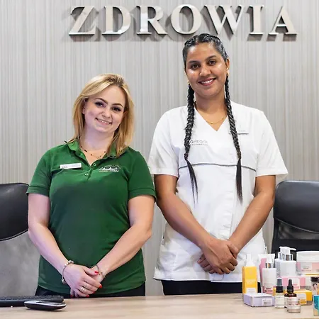Nowy Zdroj - Centrum Zdrowia I Wypoczynku * Поляница-Здруй