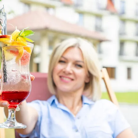 Nowy Zdroj - Centrum Zdrowia I Wypoczynku 폴라니카-즈루이