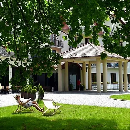 Nowy Zdrój - Centrum Zdrowia I Wypoczynku Hotel *