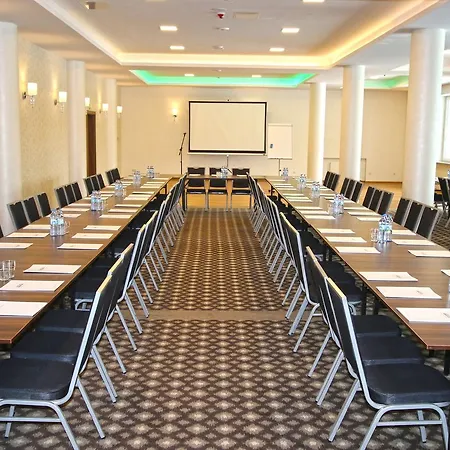 호텔 Nowy Zdroj - Centrum Zdrowia I Wypoczynku 폴라니카-즈루이