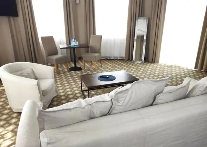 Hotel Nowy Zdroj - Centrum Zdrowia I Wypoczynku