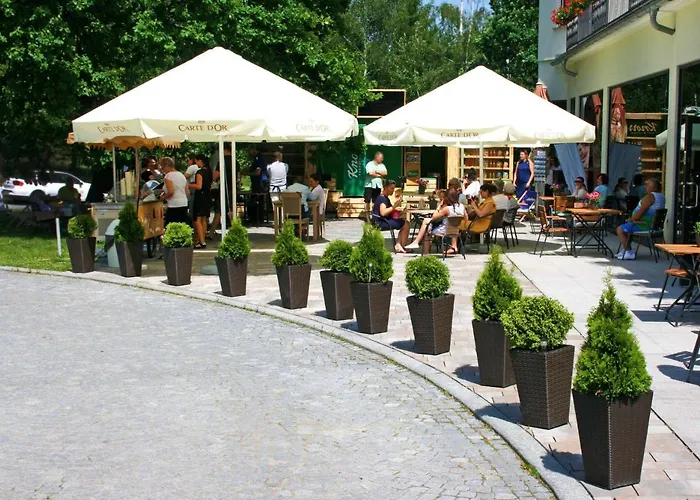 Hotel Nowy Zdroj - Centrum Zdrowia I Wypoczynku Polanica-Zdrój