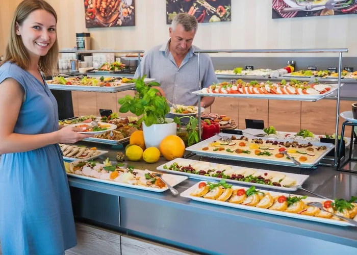 Nowy Zdroj - Centrum Zdrowia I Wypoczynku * Polanica-Zdrój