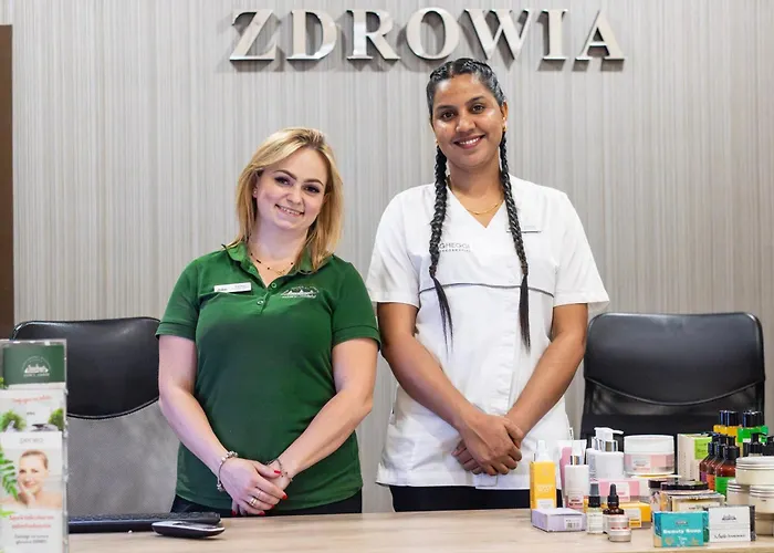 Nowy Zdroj - Centrum Zdrowia I Wypoczynku * Polanica-Zdrój