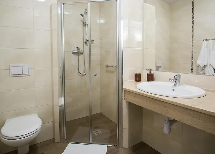 Hotel Nowy Zdroj - Centrum Zdrowia I Wypoczynku